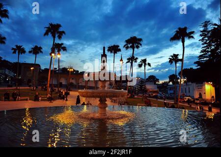 Le Grand Socco Square Tangier Marokko Nordafrika.Tangier bei Nacht Stockfoto