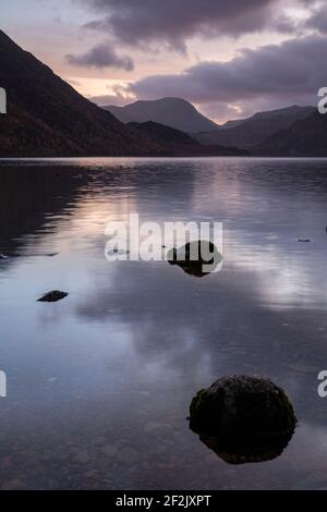 Blick über Ullswater im Lake District, Cumbria, England Stockfoto