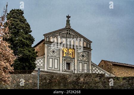 Blick auf die Basilika San Miniato al Monte in Florenz Stockfoto