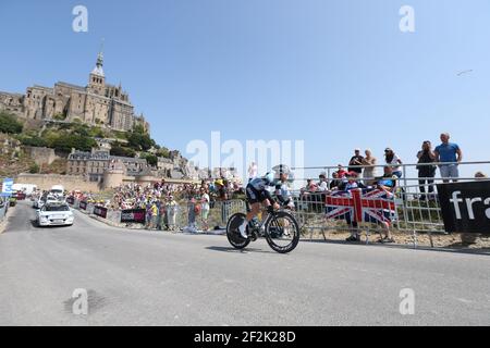 RADFAHREN - UCI WELTTOURNEE - TOUR DE FRANCE 2013 - STUFE 11 - EINZELZEITFAHREN - AVRANCHES - Mont-Saint-Michel (33 km) - 10/07/2013 - FOTO MANUEL BLONDAU / DPPI - MARK CAVENDISH AUS GROSSBRITANNIEN UND TEAM OMEGA PHARMA-QUICK STEP Stockfoto