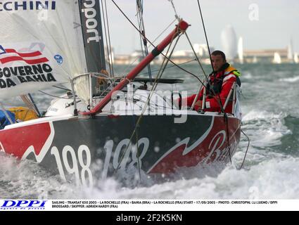 SEGELN - TRANSAT 650 2005 - LA ROCHELLE (FRA) > BAHIA (BRA) - LA ROCHELLE (FRA) START - 17/09/2005 - FOTO : CHRISTOPHE GUIGUENO / DPPI BROSSARD / SKIPPER : ADRIEN HARDY (FRA) Stockfoto