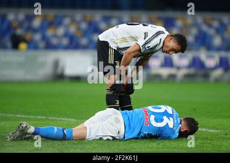 Amir Rrahmani von Neapel reagiert nach einer Verletzung während der italienischen Meisterschaft Serie A Fußballspiel zwischen SSC Napoli und Juventus FC am 13. Februar 2021 im Diego Armando Maradona Stadium in Neapel, Italien - Foto Federico Proietti / DPPI Stockfoto