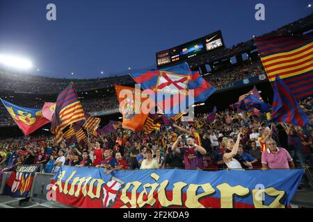 Fußballspiel der spanischen Meisterschaft 2013-2014 zwischen dem FC Barcelona und Real Sociedad am 24. September 2013 in Barcelona, Spanien - Foto Manuel Blondau / AOP Presse / DPPI - Unterstützer im Bild vor dem Spiel Stockfoto