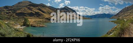 Blick auf den Hawea See vom Hawea See Aussichtspunkt in Otago Auf der Südinsel Neuseelands Stockfoto