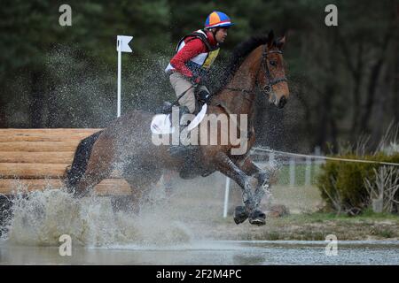 ANDREW HEFFERNAN SUR MILLTHYME COROLLA während des Concours complet Cico 3 Kreuz in Fontainebleau in Frankreich, 22. März 2014. Foto Christophe Bricot / DPPI Stockfoto