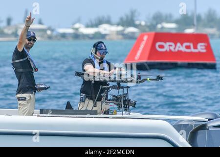 TV Media Drohne Dreharbeiten während des Louis Vuitton America's Cup Challenger Playoff Halbfinale 4th im Great Sound of Hamilton, Bermuda am 8th. Juni 2017 - Foto Christophe Favreau / DPPI Stockfoto