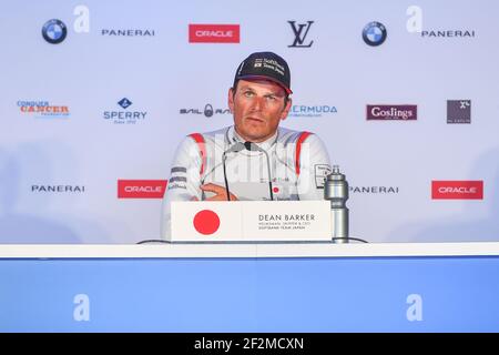 Dean Barker, Skipper Softbank Team Japan während des 4th Louis Vuitton America's Cup Challenger Playoff Halbfinales im Great Sound of Hamilton, Bermuda am 9th. Juni 2017 - Foto Christophe Favreau / DPPI Stockfoto