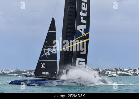 Artemis Racing of Sweden wurde von Nathan Outteridge während des Louis Vuitton America's Cup Challenger Playoff Finales 4th im Great Sound of Hamilton, Bermuda am 11th. Juni 2017 mit Skipper geführt - Foto Christophe Favreau / DPPI Stockfoto