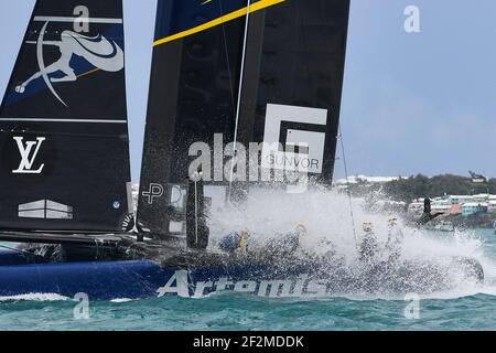 Artemis Racing of Sweden wurde von Nathan Outteridge während des Louis Vuitton America's Cup Challenger Playoff Finales 4th im Great Sound of Hamilton, Bermuda am 11th. Juni 2017 mit Skipper geführt - Foto Christophe Favreau / DPPI Stockfoto