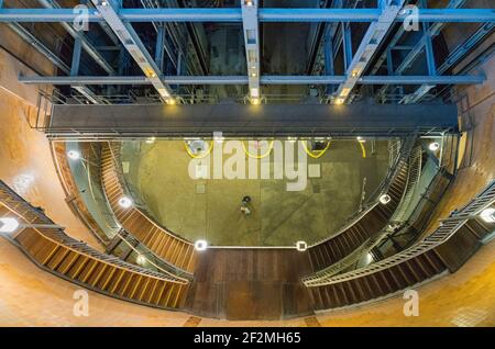 Deutschland, Hamburg, St. Pauli-Elbtunnel, alter Elbtunnel, Aufzug im Schachtgebäude, Südeingang Steinwerder Stockfoto