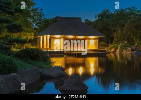 Deutschland, Hamburg, Planten un Blomen, Loki-Schmidt-Garten, Japan Garten, Japanisches Teehaus Stockfoto