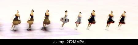 Team Paradise of Russia tritt beim Synchronized Skating beim ISU Figure Skating Grand Prix Finale 2015-2016 im Barcelona Convention Center in Barcelona, Spanien, am 12. Dezember 2015 an.Foto: Manuel Blondau/AOP.Press/DPPI Stockfoto