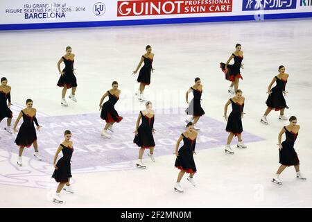 Team Paradise of Russia tritt beim Synchronized Skating beim ISU Figure Skating Grand Prix Finale 2015-2016 im Barcelona Convention Center in Barcelona, Spanien, am 12. Dezember 2015 an.Foto: Manuel Blondau/AOP.Press/DPPI Stockfoto