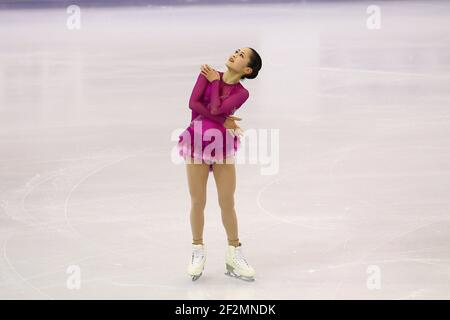 Satoko Miyahara aus Japan tritt beim Ladies Free Programm beim ISU Eiskunstlauf Grand Prix Finale 2015-2016, im Barcelona Convention Center, in Barcelona, Spanien, am 12. Dezember 2015 an.Foto: Manuel Blondau/AOP.Press/DPPI Stockfoto