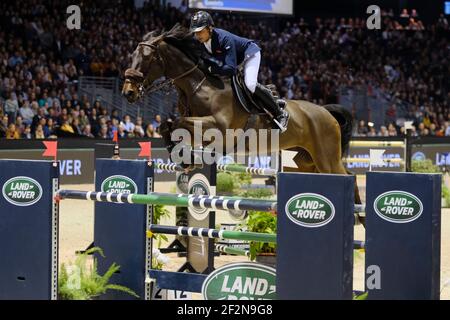 Julien EPAILLARD (FRA) beim Land Rover Grand Prix beim International Show Jumping in Bordeaux, FEI Jumping and Driving World Cup am 9. Februar 2020 im Parc des Expositions in Bordeaux-Lac, Frankreich - Foto © CEB / Christophe Bricot / DPPI Stockfoto