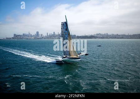 SEGELN - HYDROPTERE DCNS - LUFTBILD - SAN FRANCISCO (USA) - LUFTAUFNAHME - 31/08-01/09/2012 - FOTO CHRISTOPHE LAUNAY / DPPI - Alain Thébault und seine Crew ( Jacques Vincent - Yves Parlier - Jean Le Cam - Robert Douglas ) Stockfoto