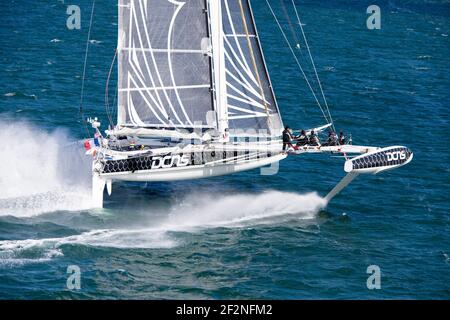 SEGELN - HYDROPTERE DCNS - LUFTBILD - SAN FRANCISCO (USA) - LUFTAUFNAHME - 31/08-01/09/2012 - FOTO CHRISTOPHE LAUNAY / DPPI - Alain Thébault und seine Crew ( Jacques Vincent - Yves Parlier - Jean Le Cam - Robert Douglas ) Stockfoto