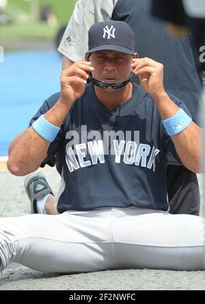 Miami, Vereinigte Staaten Von Amerika. Januar 2014, 11th. MIAMI, FL - 21. JUNI: Die New York Yankees wärmen sich vor ihrem Spiel gegen die Florida Marlins im Land Shark Stadium in Miami auf. Spiel drei. Am 21. Juni 2009 in Miami, Florida Menschen: Alex Rodriguez Kredit: Storms Media Group/Alamy Live News Stockfoto