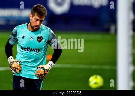 12-03-2021: Voetbal: Levante UD gegen Valencia CF: Valencia VALENCIA, SPANIEN - 12. MÄRZ: Torwart Aitor Fdez von Levante UD während des La Liga-Spiels zwischen den beiden Stockfoto