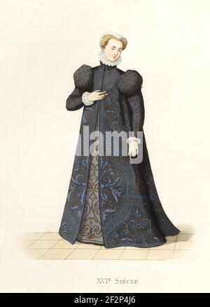 Edle Frau von Lothringen, 16th Jahrhundert. In weißer Seide Escoffion Kopfschmuck, Rüschenkragen, Damastrobe mit Puffschulter, über einem Damastkleid, Dame de Lorraine. Handkolorierte Lithographie nach einer Illustration von Edmond Lechevallier-Chevignard aus Georges Duplessis Costumes historiques des XVIe, XVIIe et XVIIIe siecles (Historische Kostüme des 16th., 17th. Und 18th. Jahrhunderts), Paris, 1867. Edmond Lechevallier-Chevignard war Künstler, Buchmaler und Innenarchitekt. Stockfoto