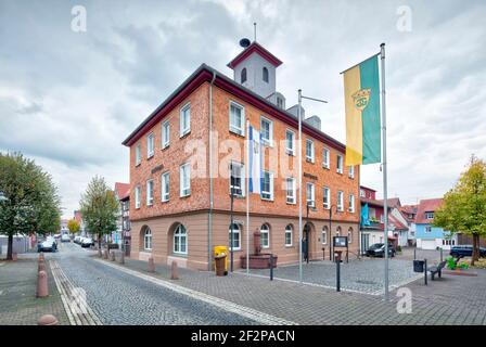 Rathaus, Hausfassade, Holzschindeln, Fachwerk, Blick auf das Haus, Historische Altstadt, Altstadt Salmünster, Bad Soden-Salmünster, Kinzigtal, Hessen, Deutschland, Europa Stockfoto