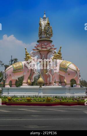 Foto der Statue des rosa Elephante in Bangkok Thailand Stockfoto