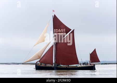 CHATHAM, KENT, Großbritannien - 22. MAI 2010: Traditionelle Thames Sailing Barge 'Edme' während des Medway Barge Race 2010 Stockfoto