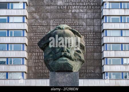 Das Karl-Marx-Denkmal, ein 7,10 m hoher stilisierter Kopf von Karl Marx, wurde 1971 in der ehemaligen DDR eingeweiht. Stockfoto