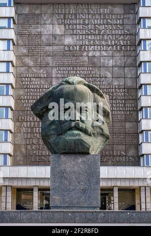 Das Karl-Marx-Denkmal, ein 7,10 m hoher stilisierter Kopf von Karl Marx, wurde 1971 in der ehemaligen DDR eingeweiht. Stockfoto