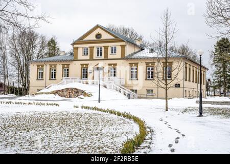 Zentrum des traditionellen Handwerks am Houvalt Manor in Maisiagala, historische Stadt in Vilnius Bezirk Gemeinde, Litauen, etwa 25 km entfernt Stockfoto