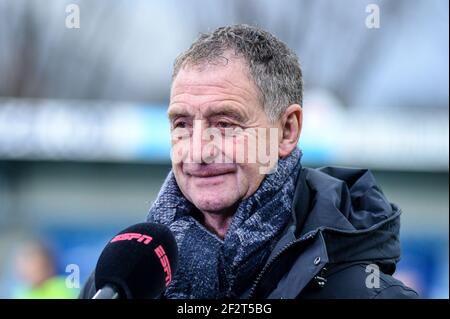 EINDHOVEN, NIEDERLANDE - MÄRZ 12: Trainer Ernie Brandts vom FC Eindhoven beim niederländischen Keukenkampioendivision-Spiel zwischen FC Eindhoven und Almere C Stockfoto