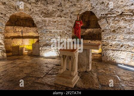 Krypta der Kathedrale von Saint Domnius in Split, Kroatien Stockfoto