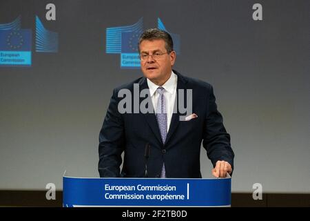 Pressekonferenz mit Vizepräsident Maros Sefcovic, Kommissar Thierry Breton, dem französischen Wirtschafts- und Finanzminister Bruno Le Maire (in videoconfe Stockfoto