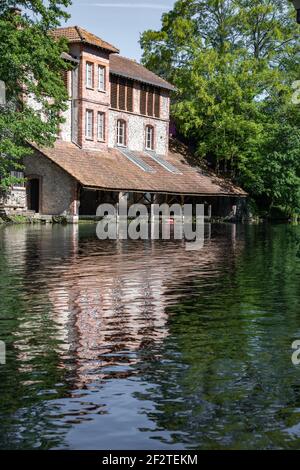 Alte Waschhäuser in Chartres Stockfoto