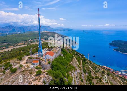 Luftaufnahme der Festung Imperial in der kroatischen Stadt Dubrovnik Stockfoto