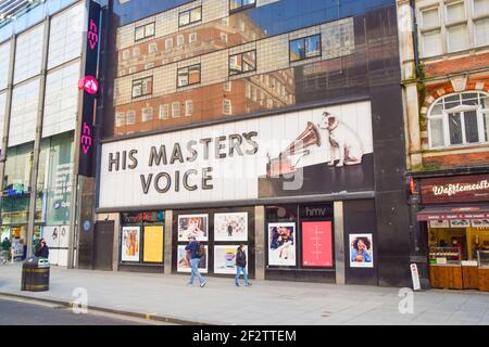 Außenansicht des HMV Oxford Street Flagship Stores, der 2019 endgültig geschlossen wurde. London, Großbritannien, Februar 2021. Stockfoto