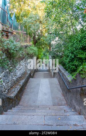 Treppe zur Festung Trsat in Rijeka, Kroatien Stockfoto
