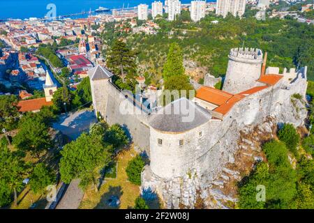 Luftaufnahme der Festung Trsat in Rijeka, Kroatien Stockfoto