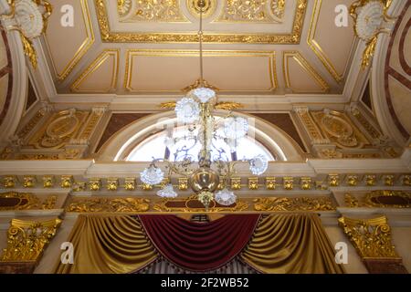 Lviv, Ukraine - 12. März 2021: Interieur des Opernhauses von Lviv Stockfoto