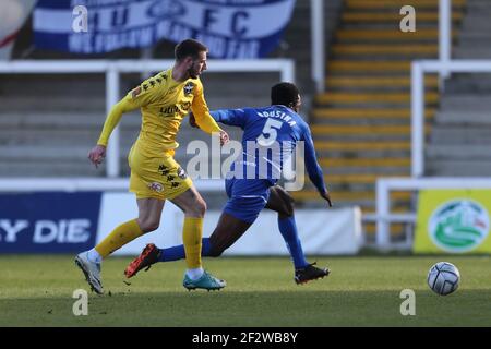 HARTLEPOOL, GROSSBRITANNIEN. MÄRZ 13th Tom Blair von Eastleigh in Aktion mit Timi Odusina von Hartlepool United während des Vanarama National League-Spiels zwischen Hartlepool United und Eastleigh im Victoria Park, Hartlepool am Samstag, 13th. März 2021. (Kredit: Mark Fletcher, Mi News) Kredit: MI Nachrichten & Sport /Alamy Live Nachrichten Stockfoto