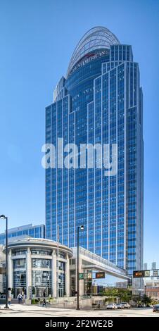 Der Great American Tower am Queen City Square dominiert die Skyline von Cincinnati, deren Krone von der Tiara von Prinzessin Diana inspiriert ist. Stockfoto