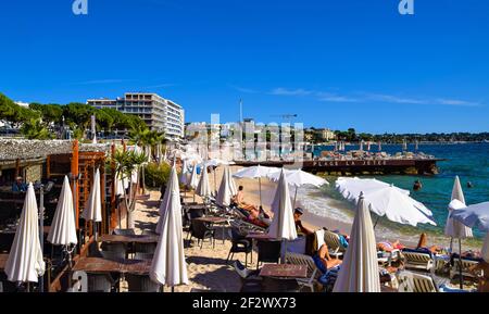 Juan Les Pins, Frankreich. Oktober 2019. Strand in Juan Les Pins, Südfrankreich. Quelle: Vuk Valcic / Alamy Stockfoto