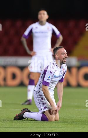 Benevento, Italien. März 2021, 13th. Franck Ribery von ACF Fiorentina reagiert während der Serie A Fußballspiel zwischen Benevento Calcio und ACF Fiorentina im Ciro Vigorito Stadion in Benevento (Italien), 13. März 2021. Foto Cesare Purini/Insidefoto Kredit: Insidefoto srl/Alamy Live News Stockfoto