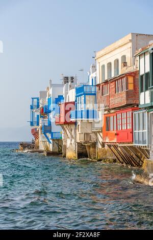 Little Venice - bunte Häuser auf Mykonos, Griechenland Stockfoto