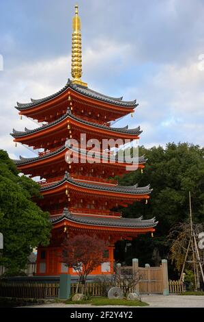 Die Tochoji Tempel Pagode im Spätherbst, Fukuoka JP Stockfoto