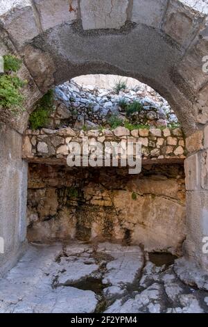 Überreste der byzantinischen Cardo, von Kaiser Justinian im 6. Jahrhundert im jüdischen Viertel in der Altstadt Ost Jerusalem Israel gebaut Stockfoto