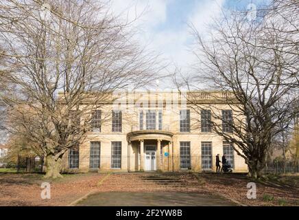 Potternewton Mansion, ein georgianisches Landhaus in Potternewton Park, Chapeltown, Leeds, West Yorkshire, England, VEREINIGTES KÖNIGREICH Stockfoto