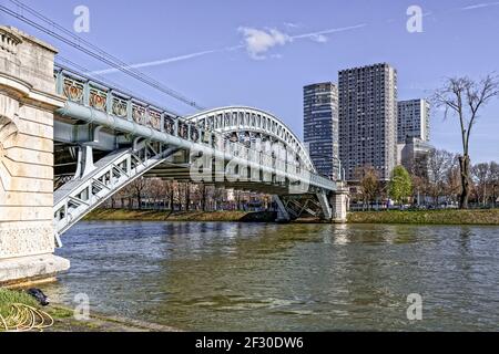 Le pont Rouelle à Paris Stockfoto