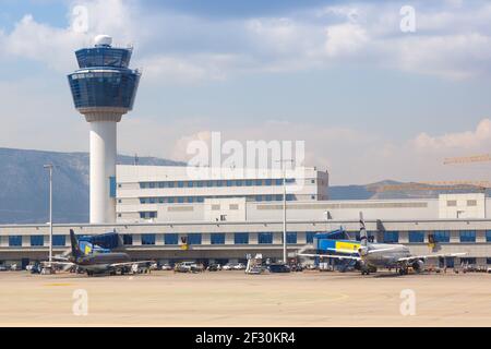 Athen, Griechenland - 14. September 2018: Terminal-Gebäude am Flughafen Athen (ATH) in Griechenland. Stockfoto
