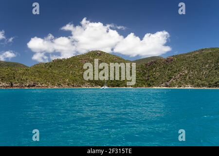 Kristallklares Wasser auf der Hook Island in Queensland, Australien Stockfoto